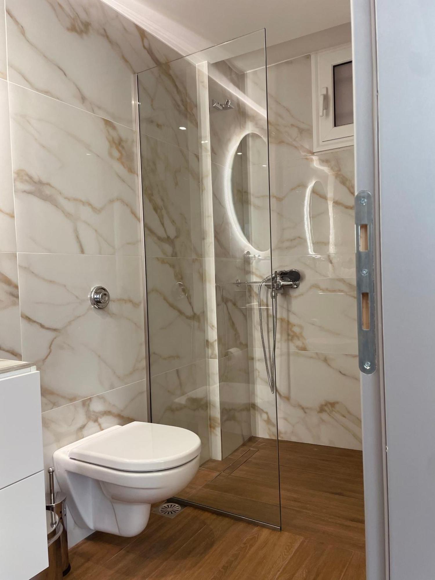 Kyma Luxury Suite Kiáton Exteriér fotografie