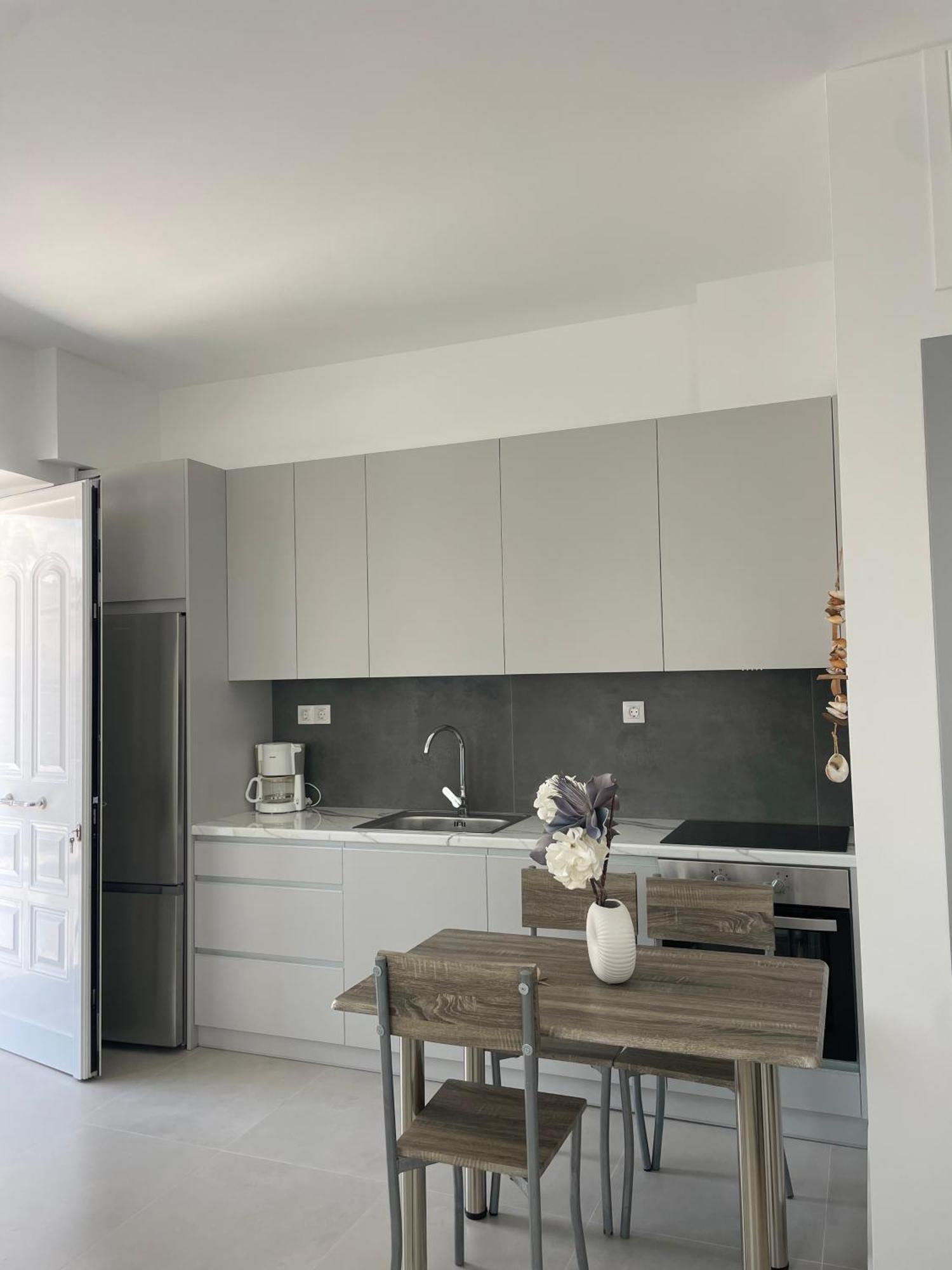 Kyma Luxury Suite Kiáton Exteriér fotografie